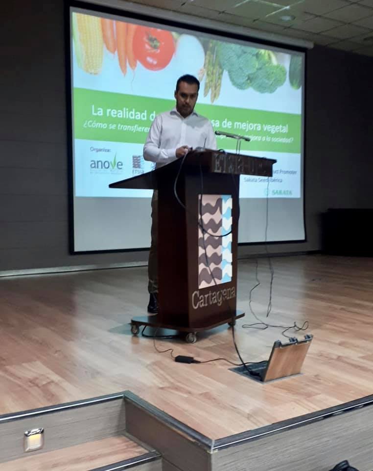 ¡Gran éxito de la jornada qué hemos celebrado hoy en la 
@UPCTnoticias con motivo de la semana de la #MejoraVegetal 🌱 de <a href="/AnoveObtentores/">ANOVE</a>! Un placer haber conocido a tantos alumnos tan motivados por esta profesión.