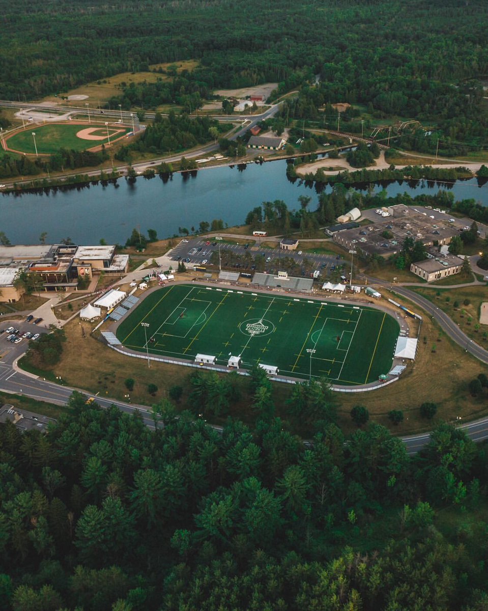 LaxAllStars's tweet photo. Non-NCAA submission but an absolute Rocket of a View. @trentulax 🌄 https://t.co/dfCZGUihLk