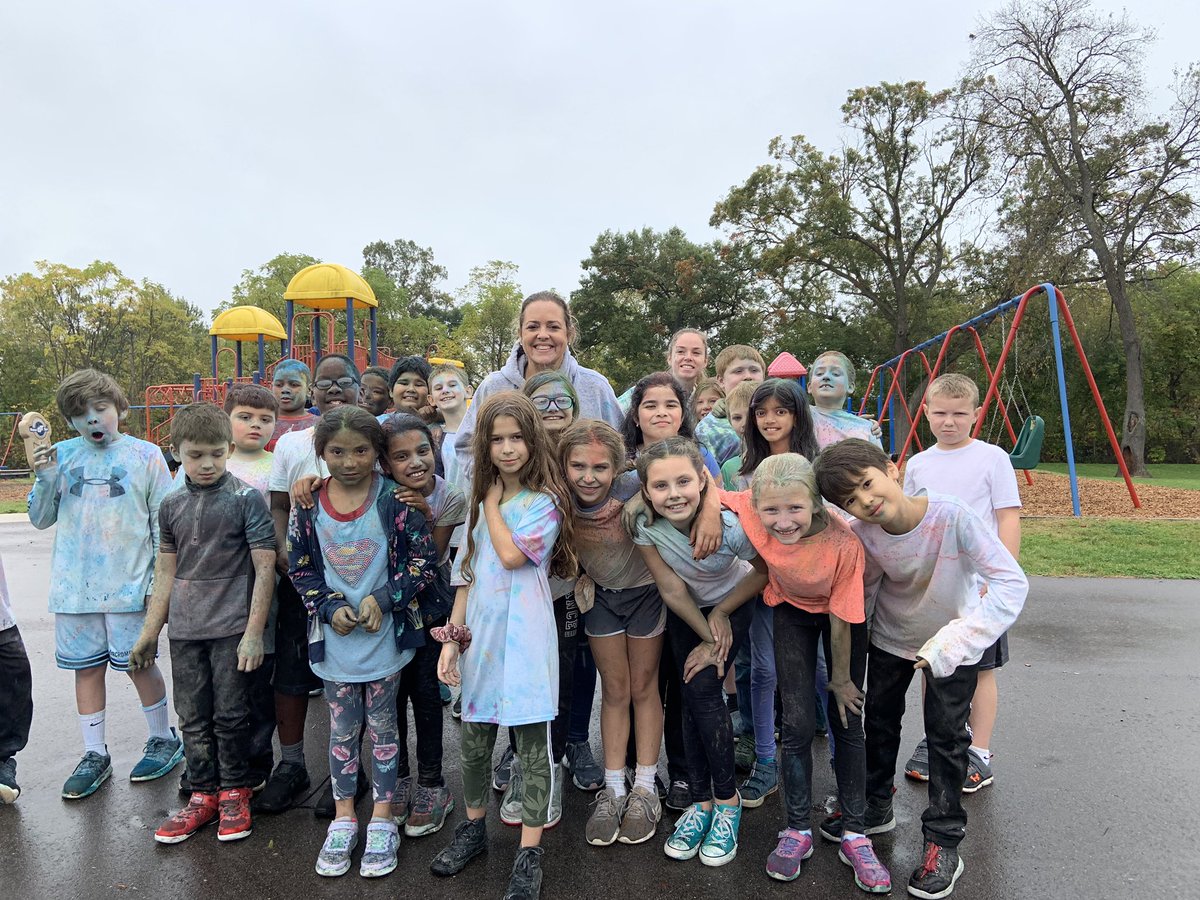 beckchalmers's tweet photo. Color Run Fun! https://t.co/4WPghg3k6H