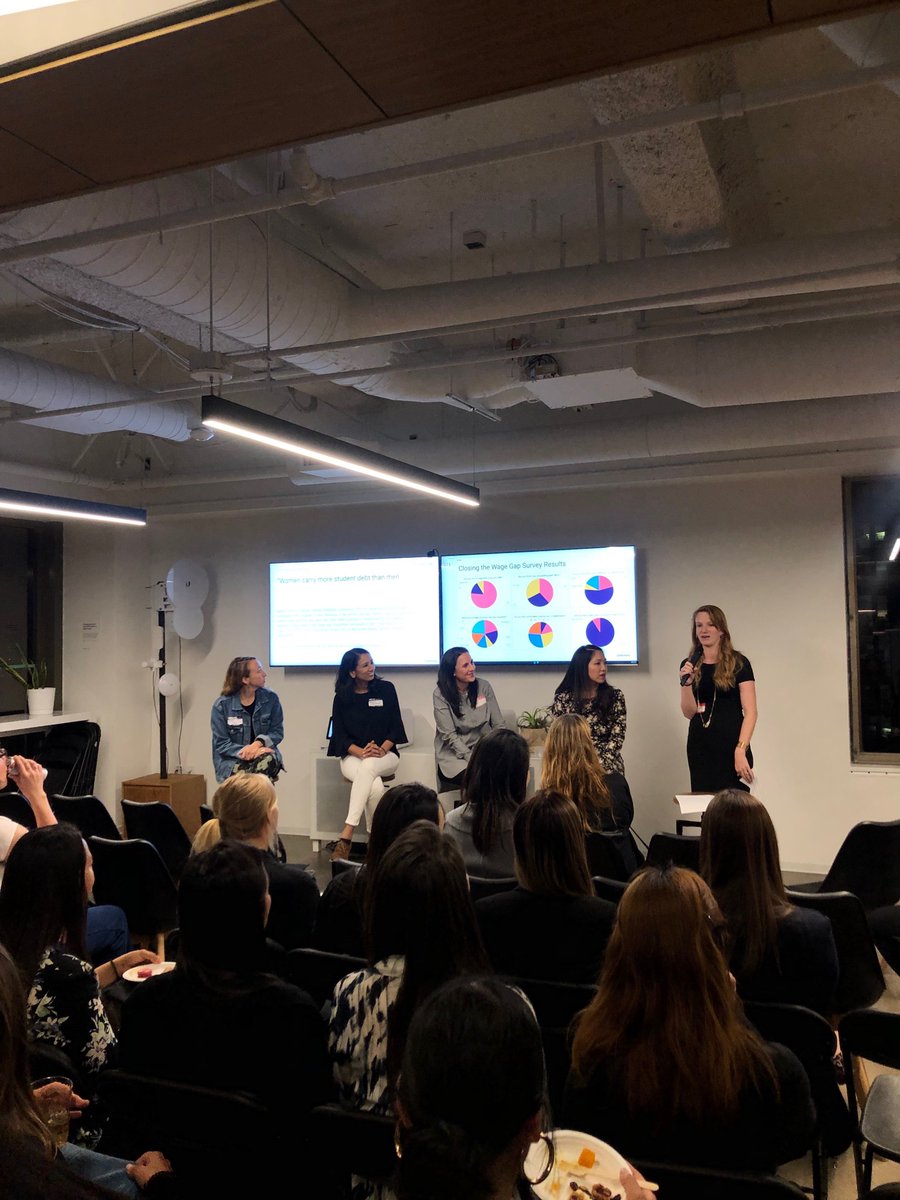 HoneyBook tweet media