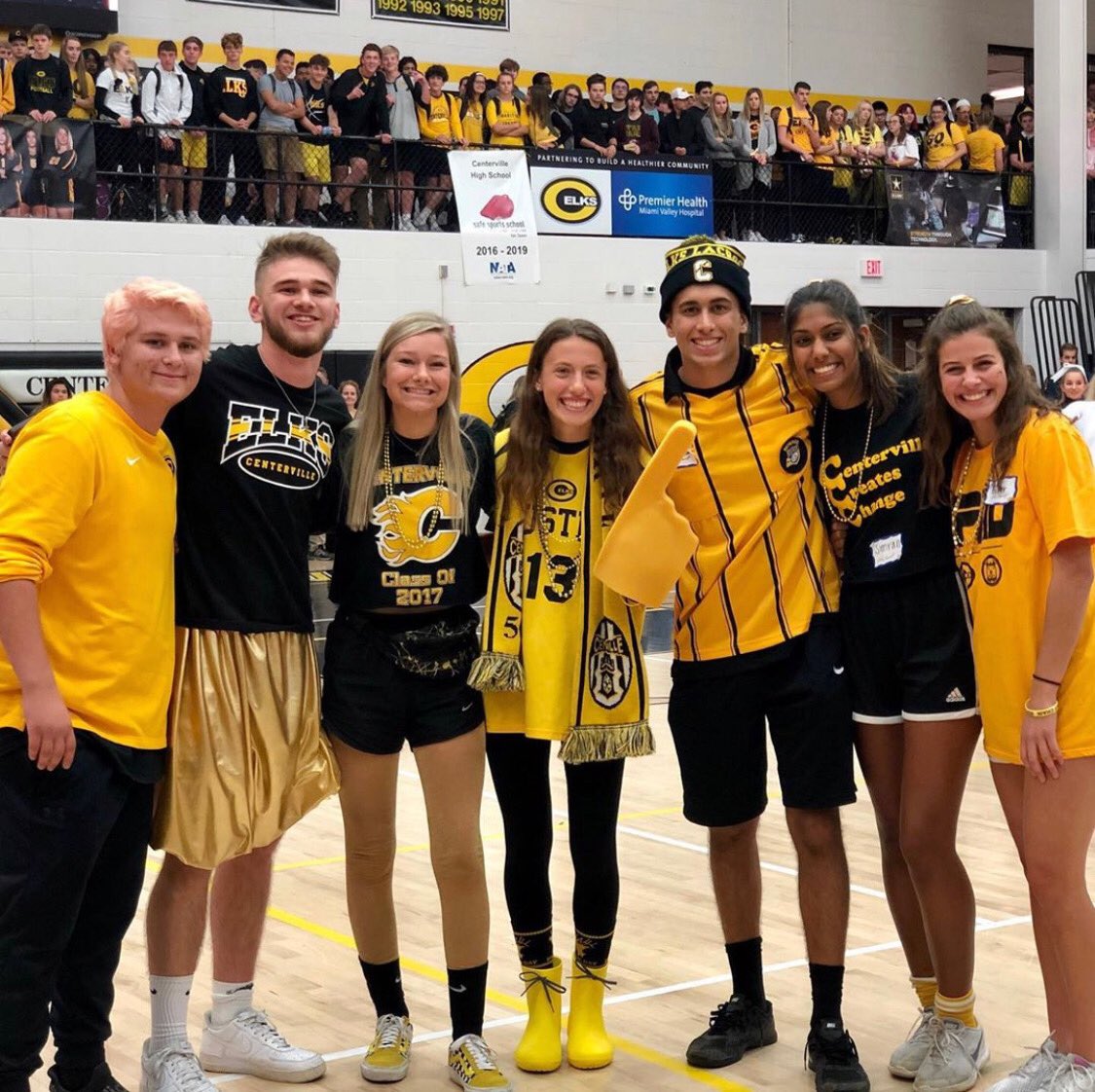 TheHerdCHS's tweet photo. Congratulations to all our ELKS for giving so much of their time & efforts to #SpiritChain2019 #EPND
S/O to Jacob Atkinson, Amelia Adams & Nicole Gardner 💯 #spiritkingamdqueens https://t.co/493zzcVywx