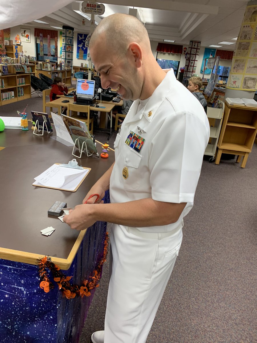 ButtsRoadInt's tweet photo. The US Navy is 244 years old today. BRI had the pleasure of working with these wonderful volunteers to kick off Fleet Week. The students also enjoyed Penny, a special furry visitor!
#SoaringhighatBRI #FleetWeek2019 https://t.co/pwFg9nqRkY