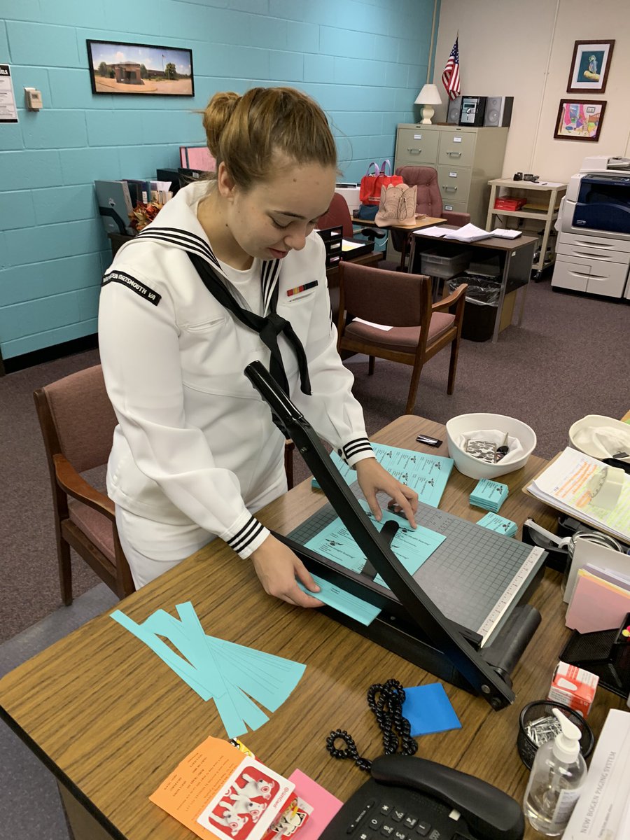 ButtsRoadInt's tweet photo. The US Navy is 244 years old today. BRI had the pleasure of working with these wonderful volunteers to kick off Fleet Week. The students also enjoyed Penny, a special furry visitor!
#SoaringhighatBRI #FleetWeek2019 https://t.co/pwFg9nqRkY