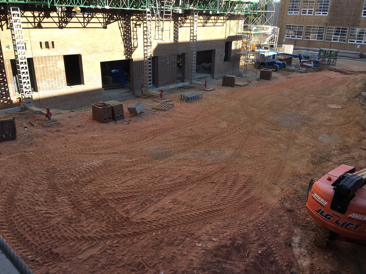 AshleyClaster's tweet image. Check this out! Construction is close to complete at the new 40,000 sq. foot addition to Asheboro High School! What do you think? @SpecNewsTriad @AsheboroSchools @CityofAsheboro @Asheboro_NC