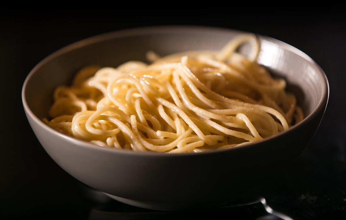 LockwoodChicago's tweet photo. We are excited to help fuel runners, family members, and friends in their final prep before the @BankofAmerica @ChiMarathon with an Elite Menu from 5 – 10 p.m. for $18, Saturday, Oct. 12th. https://t.co/XGD1ucN7SO