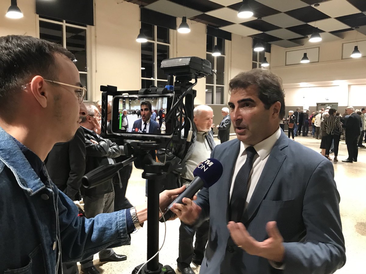 JulienSMATI's tweet photo. Merci à @ChJacob77 de finir sa campagne à #Rillieux avec @AlexVincendet en rencontrant les militants #LR69 . Une rencontre aussi riche que cette personnalité d’ouverture et de convictions que mérite notre parti #LesRépublicains. Plein soutien à @ChJacob77 https://t.co/u7R5QFk7mx