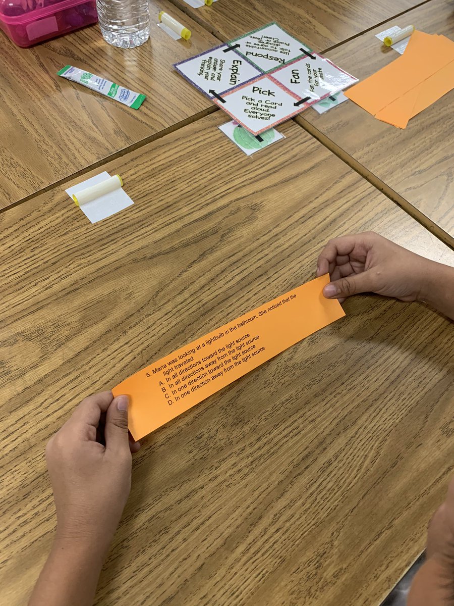 PhoRealTeacher's tweet photo. The more we do fan n’ pick, the more I hear the kids holding each other accountable. I love it! Yes, it is possible to do fan n’ pick in Science 🧪 #lightenergy #fannpick #kagan #Room913 #Science #3rdGrade https://t.co/rirp4uVHz7