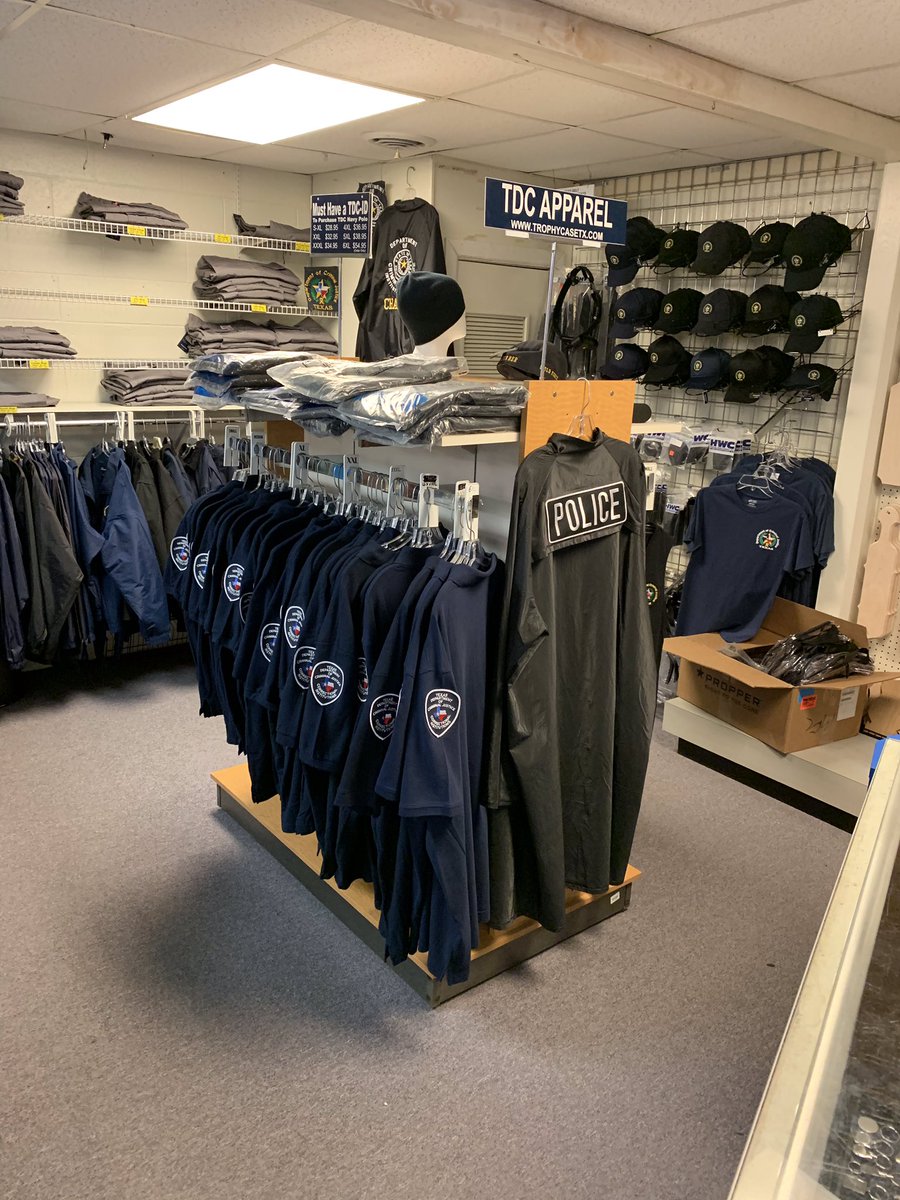 TrophyCaseTX's tweet photo. Plaques, trophies, awards, spirit gear, custom apparel, greek supplies the list goes on..... https://t.co/uOO0vhUsqM