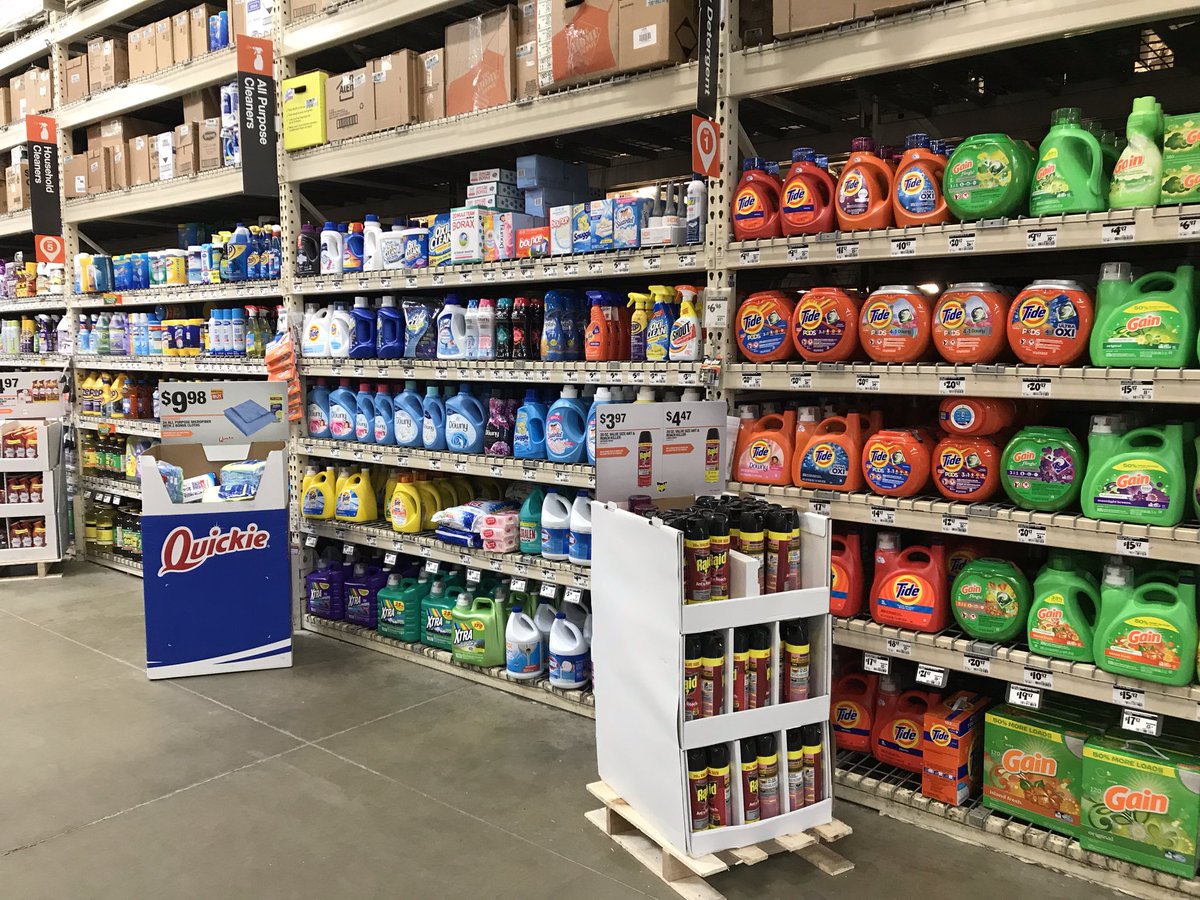 KamaraAntonia's tweet photo. Team #THD8550 getting it done#BlitzChallenge #ShelfAvailability @BMO_MET @PaulDeveno @JoeZuniga1 @BrianConwayTHD https://t.co/eWv5s7Uhhr