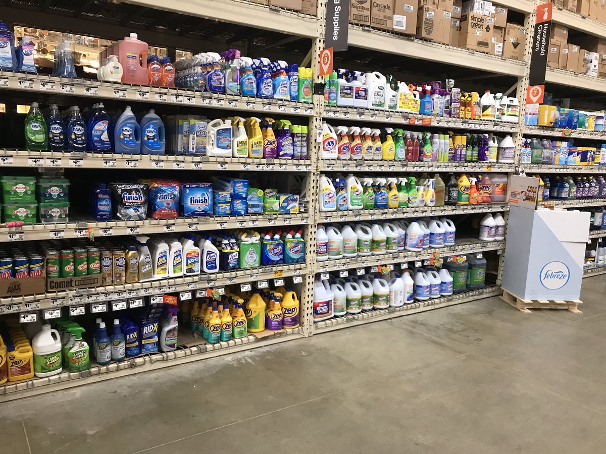 KamaraAntonia's tweet photo. Team #THD8550 getting it done#BlitzChallenge #ShelfAvailability @BMO_MET @PaulDeveno @JoeZuniga1 @BrianConwayTHD https://t.co/eWv5s7Uhhr