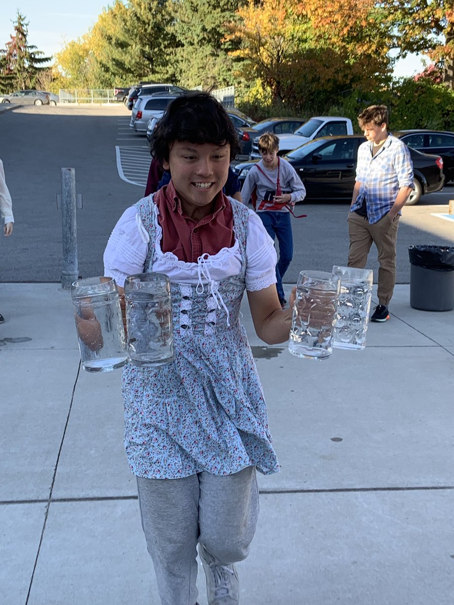 OSSLanguages's tweet photo. If OSS can’t go to #Oktoberfest München, then why not bring Oktoberfest to OSS?!?!?  #fiveyearsrunning #prosit #weis’n https://t.co/Bqki7plihd