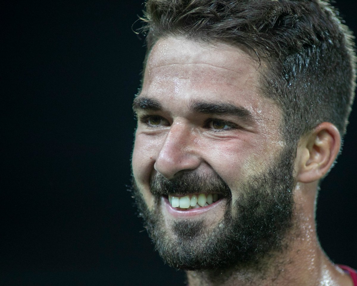 .<a href="/PaoloFarag/">Paolo Faragò</a>: "Una gioia enorme"

🎙: bit.ly/2pbL3RS

#CagliariPogon #forzaCasteddu