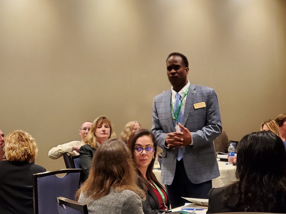 DukeDerdock's tweet photo. Safety Professionals Assemble!
Origin Stories: Agents of the (ASSP) Shield
How often do you get to ask questions from Leaders in Safety?
#ASSP #Chicago #ASSPLeadershipConference #ASSPRegionIV #ASSPCentralFloridaChapter #ThatsAwrapForFriday https://t.co/O4YV7tN0pS