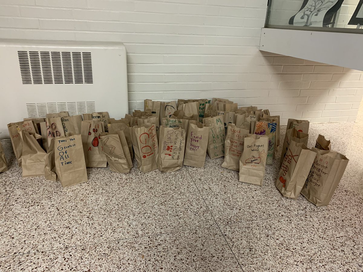bghs_cc's tweet photo. Our final practice for the season as a whole team this afternoon. We are ready to do great things tomorrow. A special thank you to the Conneaut Elementary Girls on the Run for the awesome spirit bags you made for us! @KaraffaAlyssa @BGSchools https://t.co/4hb35gaqkC