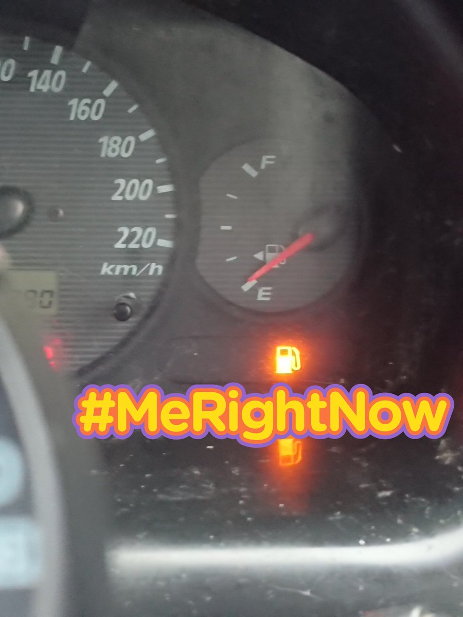 This should be a metaphor for life or the fact that is is pouring down atm & I am stuck in my car until it ease up after working Overnight. Today Saturday, payday is Tues evening. Don't know how many Ks I can go w/pump lit up😂 Hows ur Saturday?
#needpetrol #needgas #life #empty