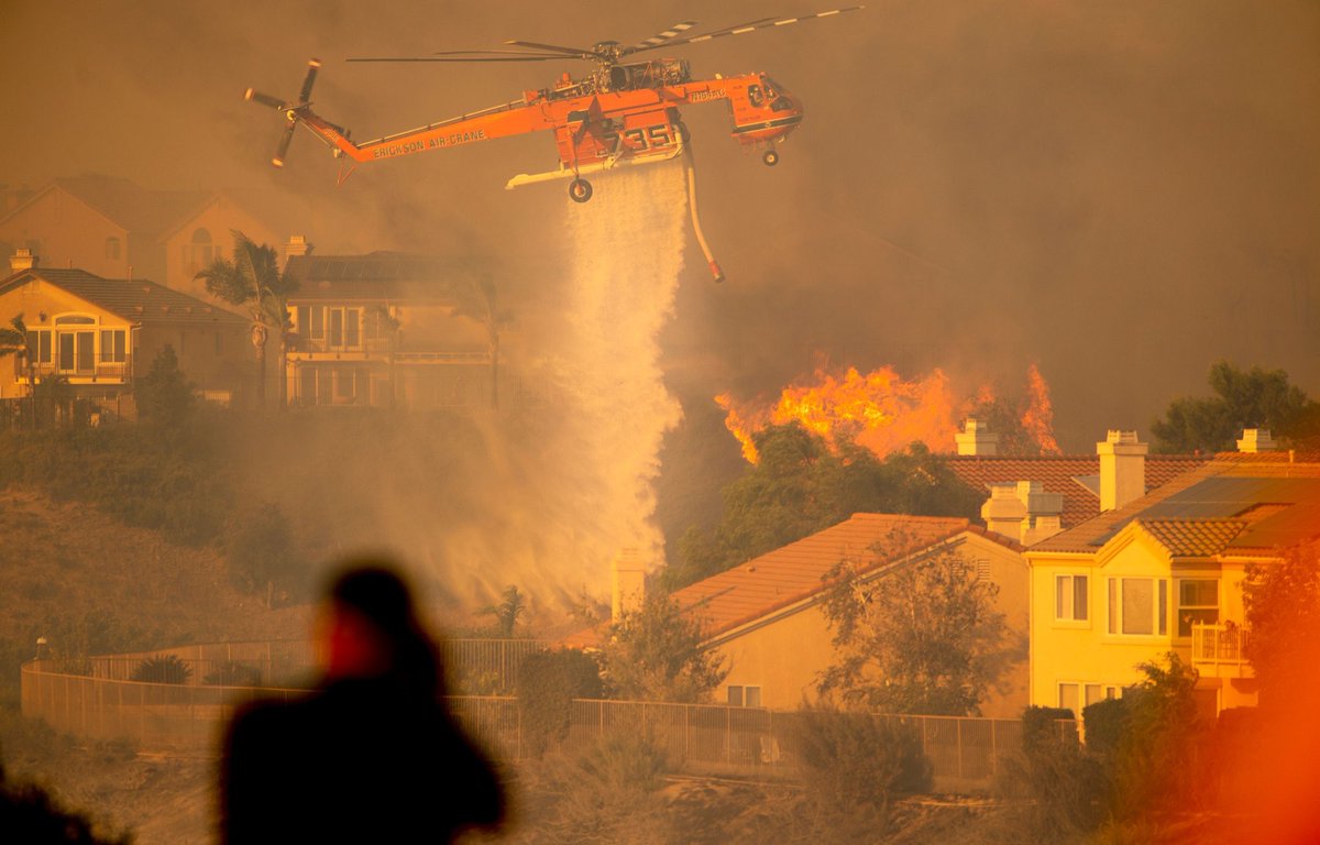 The_CityOfRoses's tweet photo. Food And Wine Top story: @WCKitchen: 'WCK’s #ChefsForCalifornia team has activated in response to the #SaddleridgeFire in Los Angeles. 23,000 homes are under evacuation orders and 7 shelters are open. We are already coo… https://t.co/WpRbAgblvG, see more https://t.co/g1Yg6cul7s