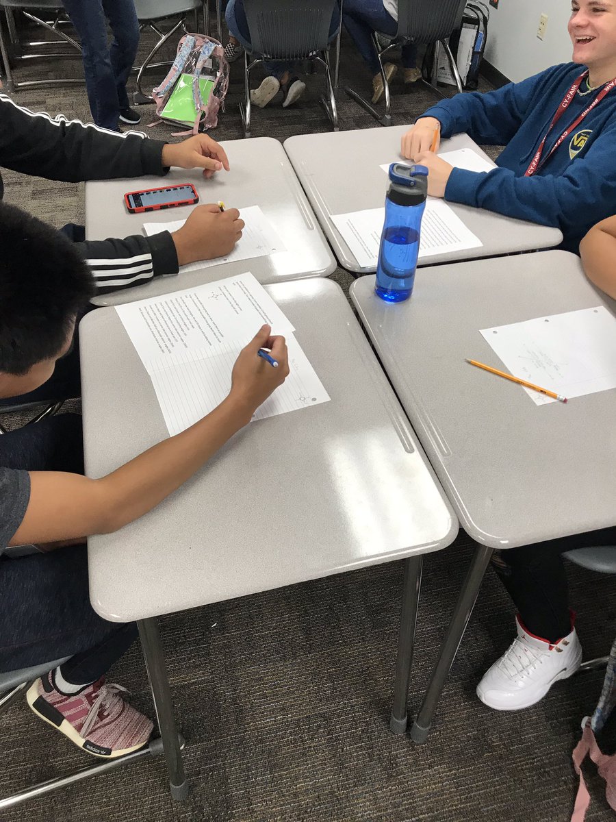 par10818's tweet photo. @CyFair_BFND geometry students collaborating to create a map of angle pairs based on descriptions and locations of shopping establishments. https://t.co/wxAj5X8pIt