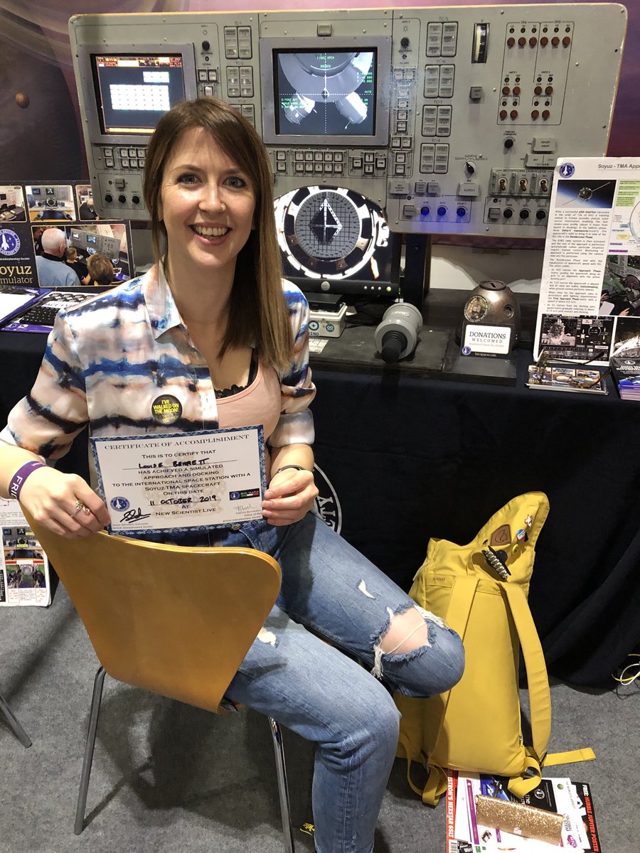sgcsalmon's tweet photo. Just a few of our trainee #Soyuz Commanders who successfully ’docked’ with the #ISS using our ⁦@BIS_Italia⁩ simulator on ⁦@BIS_spaceflight⁩ Stand 250 at ⁦@newscilive⁩ !👩🏻‍🚀👨🏻‍🚀🚀
If you’ve got #TheRightStuff , come try it yourself!
#NSLive2019 #WSW2019 https://t.co/pgBagcwG7p