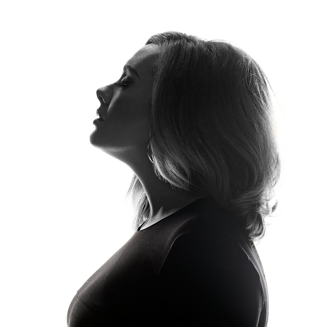 adelebrasilx's tweet photo. '21' de @Adele, recebeu 3x certificado de Diamante no Brasil.

O álbum já vendeu 480 mil unidades no país.🇧🇷 https://t.co/ntJbFteuWx