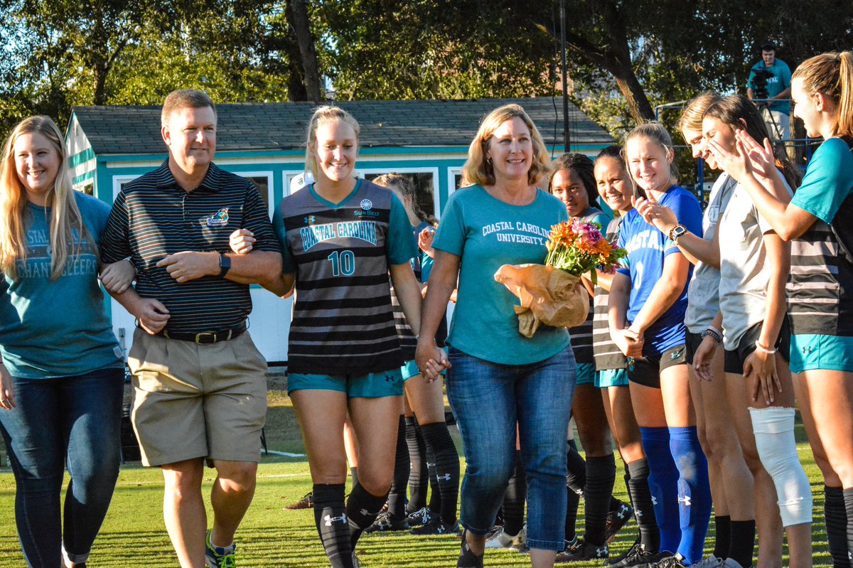 CoastalWSoccer's tweet photo. Some shots from our senior day ceremony before the match 📸

#Team20 | #ChantsUp https://t.co/NvQVaJt8Lo