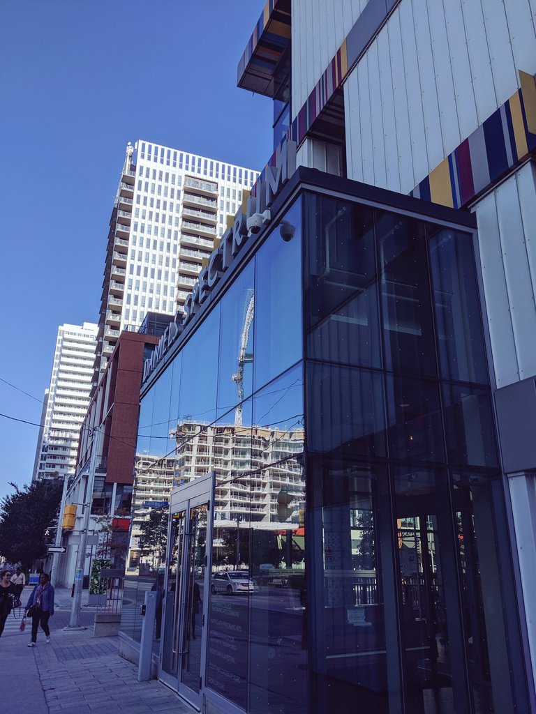 Embodied_Fest's tweet image. We were in the #RegentPark neighbourhood and took some pics of our amazing venue for #EmbodiedFest, @DanielsSpectrum! Looking forward to filling the space with #larp in a few months!