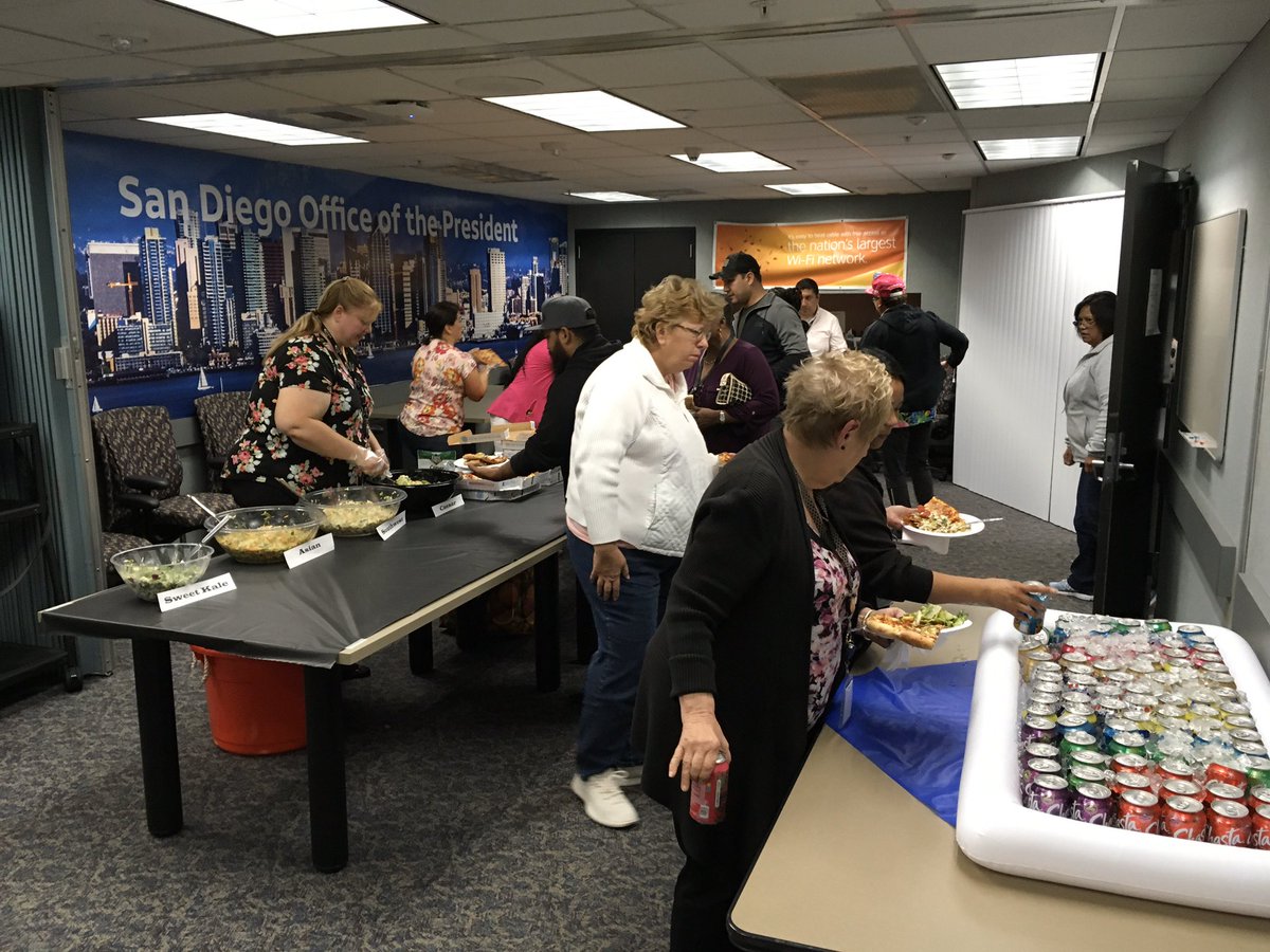 SD_OOP's tweet photo. #BeProudCSW2019 #GarciaBeProud #OOPBeProud #SanDiegoBeProud CSW D5 - Pink + Pizza in San Diego OOP https://t.co/6IOWkx5olR
