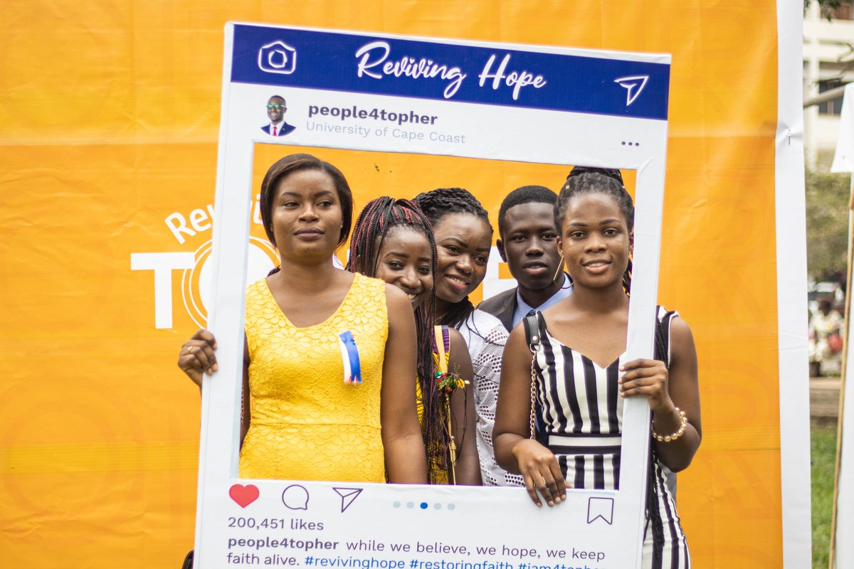 People4Topher's tweet photo. #FlashbackFriday. On 28th September, 2019, we joined the entire university community for the matriculation of fresh students for the 2019/2020 Academic Year. We also used the opportunity to organize a free photo booth where they could capture this memorable moment #RevivingHope https://t.co/E0O7401lqv