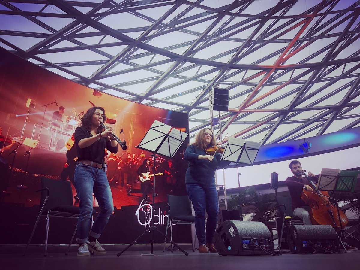 OdinO_OFFICIAL's tweet photo. A good story in Munich 🇩🇪... What a unique and exceptional musical evening with Norah Amsellem +
musicians from @OdinO_OFFICIAL OdinO + @S_Audinovski 
👏🏻👏🏻 to all the teams &amp; organizers &amp;  🙏🏻 @antoinepalloc for allowing this meeting with a wonderful personality : Norah https://t.co/0FsFBLC5PA