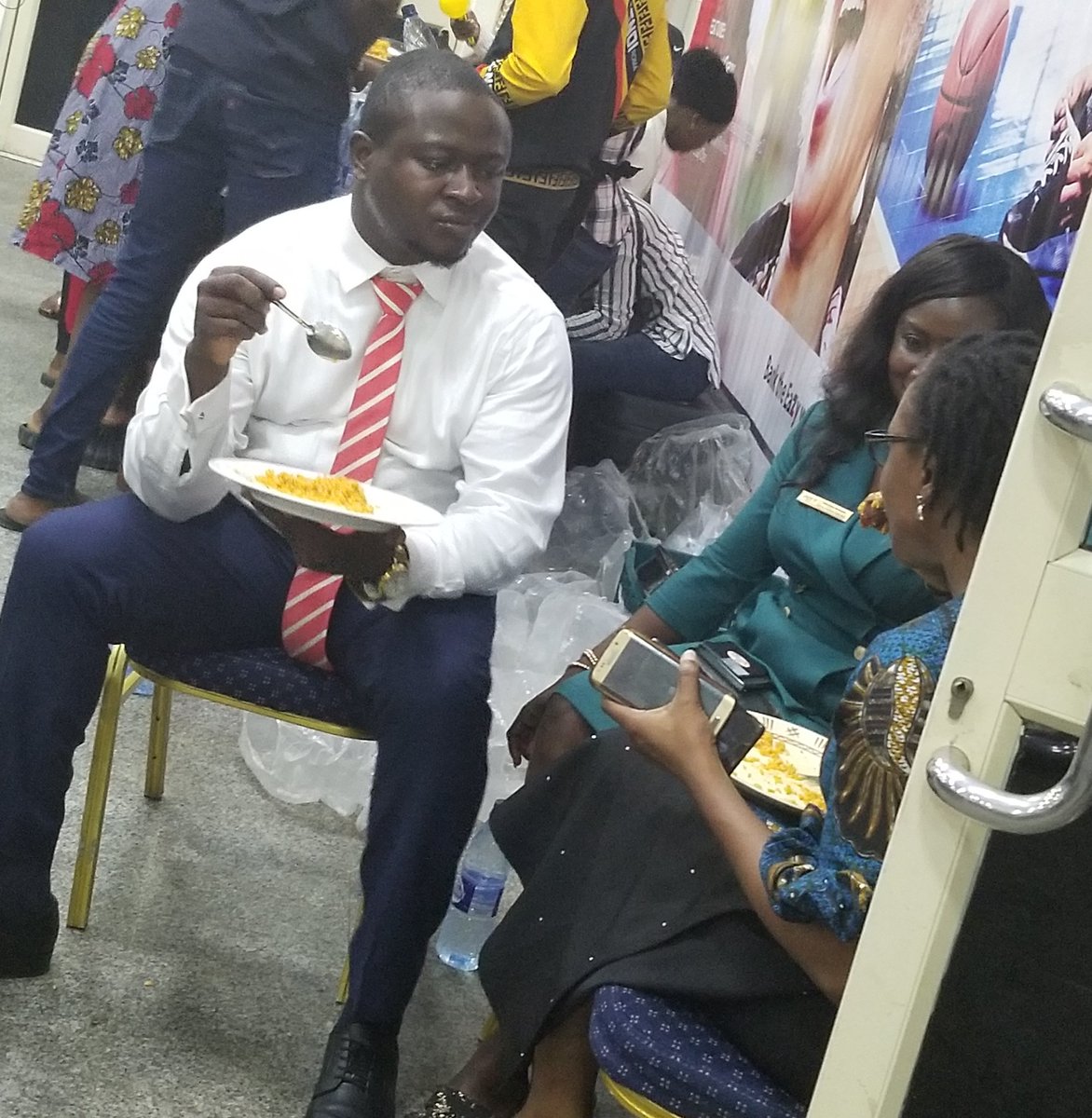 MisterAlasiri's tweet photo. Picture of the Day feat National EVP SW, JC Amb. Olawale Bakare.
.
Kindly caption this
#Excellence2019
#Firsttimers2019
#Spartantrainers
@JCILagosMetro
@jci_nigeria https://t.co/CIPngAej63