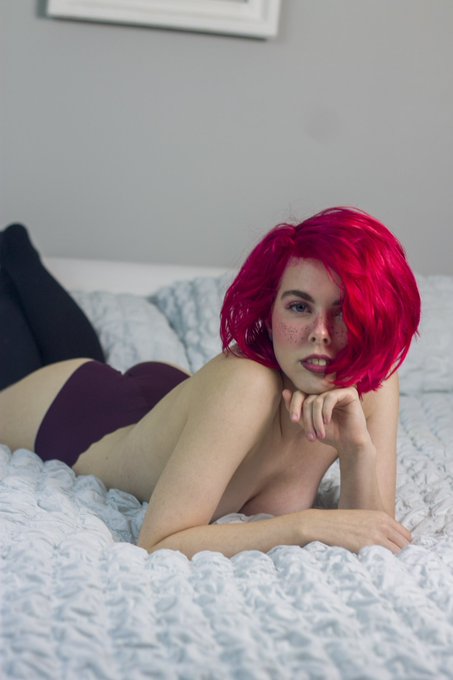 I love this photoshoot so much https://t.co/KfASa6KsJF<a href="/tag/sexy"class="tags"><span>#sexy</span></a><a href="/tag/sundayfunday"class="tags"><span>#sundayfunday</span></a><a href="/tag/seductivesunday"class="tags"><span>#seductivesunday</span></a><a href="/tag/teases%20"class="tags"><span>#teases </span></a>