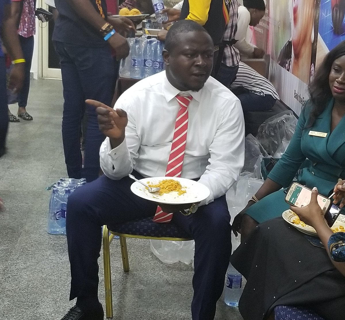 MisterAlasiri's tweet photo. Picture of the Day feat National EVP SW, JC Amb. Olawale Bakare.
.
Kindly caption this
#Excellence2019
#Firsttimers2019
#Spartantrainers
@JCILagosMetro
@jci_nigeria https://t.co/CIPngAej63