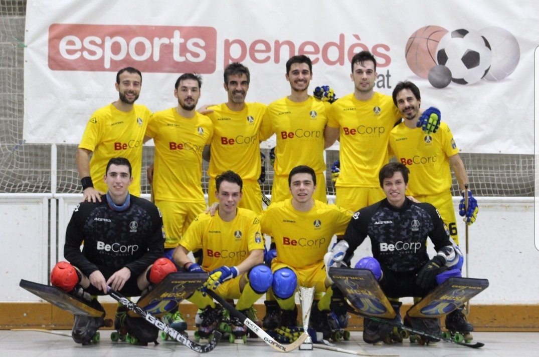 esportspenedes's tweet photo. #COPAEP | El @HCSantJust es proclama campió de la 6a Copa EsportsPenedès d'#okplata
HC Sant Just 4-2 @HCAlpicat
Vibrant i igualada final amb victòria del debutant a la Copa i a la categoria Sant Just.
Enhorabona als dos equips per l'espectacle que ens heu ofert! https://t.co/YVPzAP8jJy