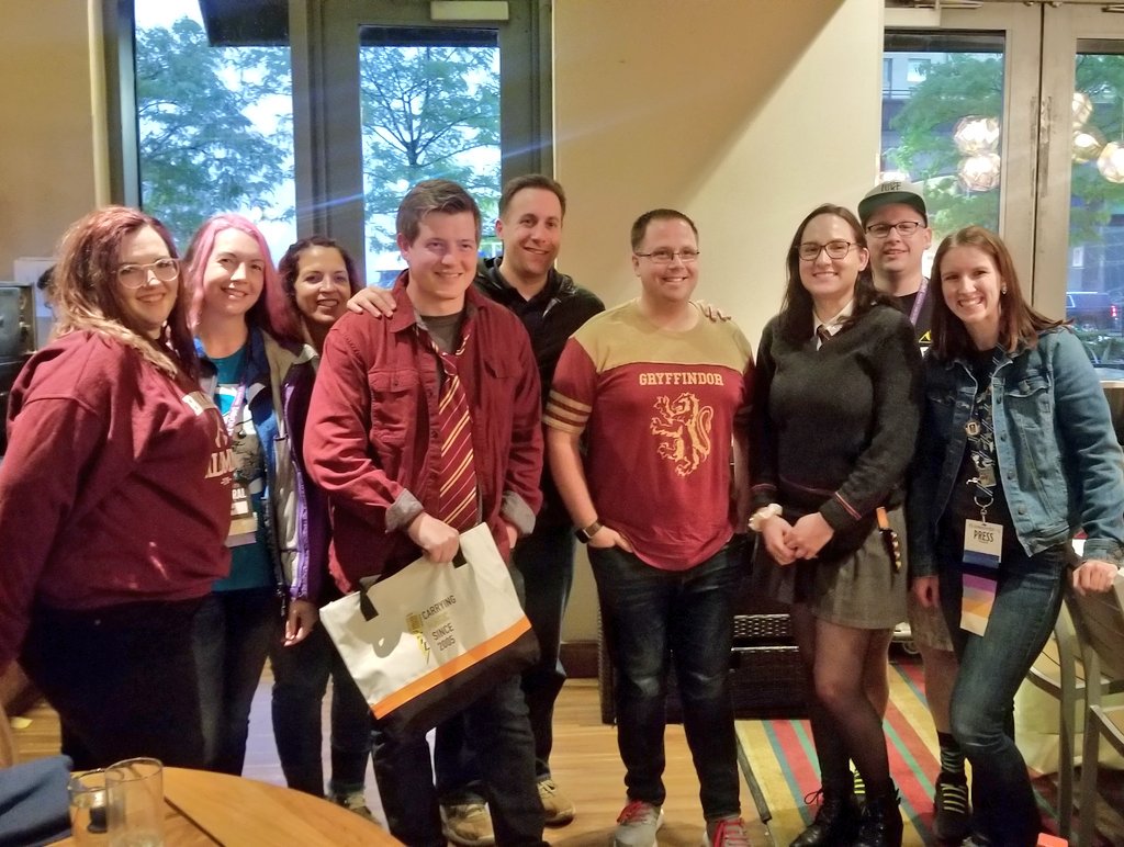 hogwartsradio's tweet photo. Look who we found at dinner! 

Nice to see @MuggleCast, @AlohomoraMN and @NotNamedPodcast tonight!

#leakycon10 #podcastception https://t.co/HrY96iY5Bx