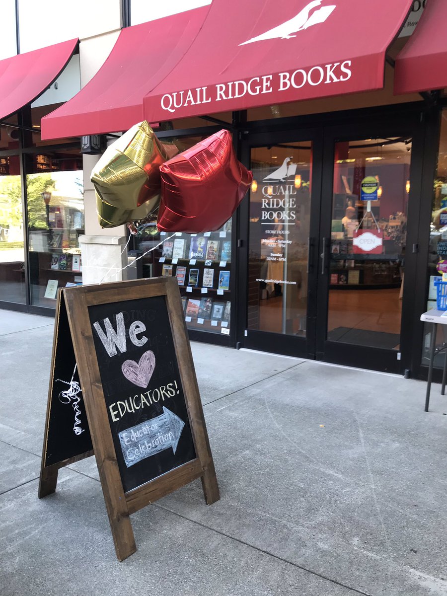 MsLaurenHaynie's tweet photo. 5th year in a row that I’ve gone to the @quailridgebooks Educator Celebration. I was able to purchase the books on the left with a discount & $10 gift card and the books on the right were free in my Educator Celebration tote bag! I also saw some fellow Warriors there. #ARMSreads https://t.co/BXgYaz68Qk