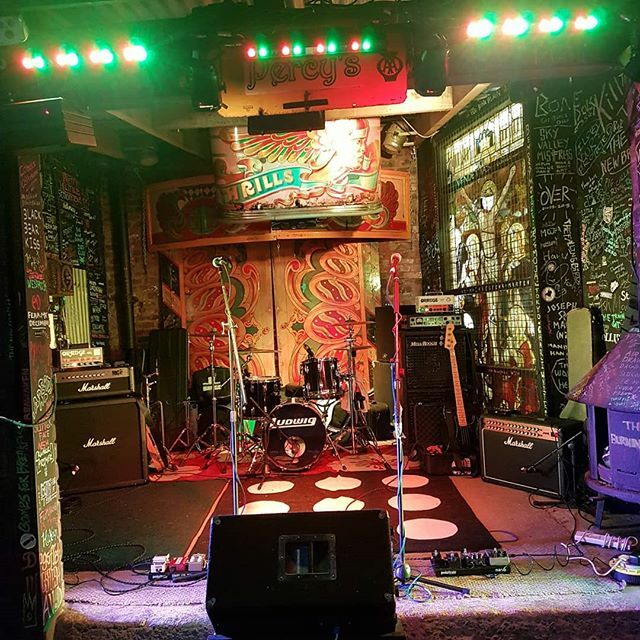 Hummerpunkrock's tweet photo. Cool stage @percyscafebar tonight! Great gig and a great crowd too  #punkrock #diypunk #ukpunk #tfifriday https://t.co/R6n4UF257e https://t.co/Zfn0vPDz1X