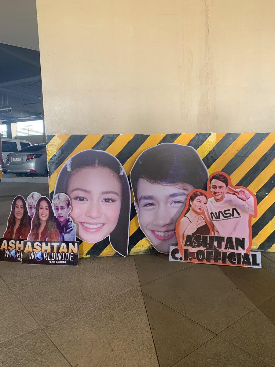 mosalaah12's tweet photo. Waitng naaaa magbukas ang mall hahaa

ASHTAN KiligSaVistaMall https://t.co/Tf6ixpEV0B