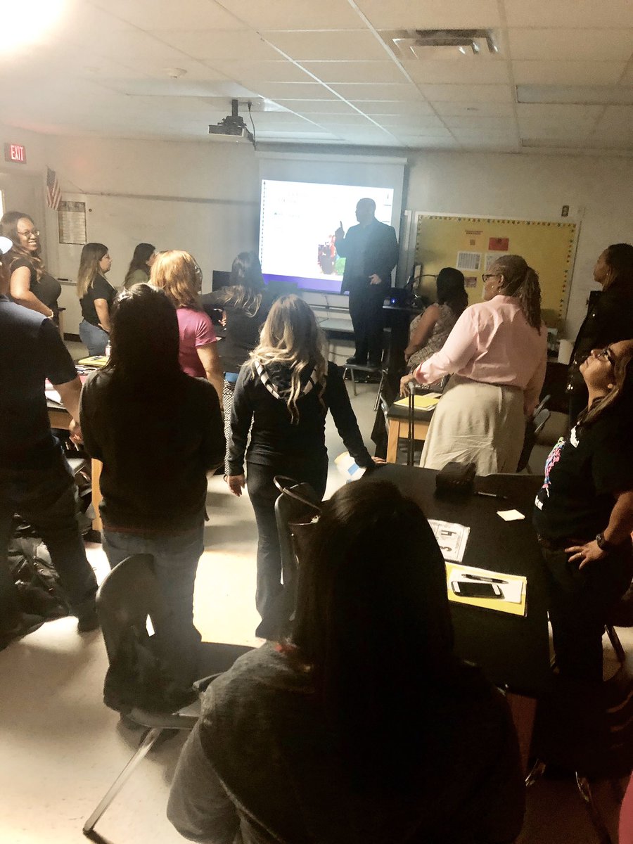 jhmoreno's tweet photo. Great session on vocabulary, gestures and motion in the math and science classroom. Adrian Mendoza reaches ALL learners today. #GPISDOctPD @GPCandI https://t.co/OI5U042r2c