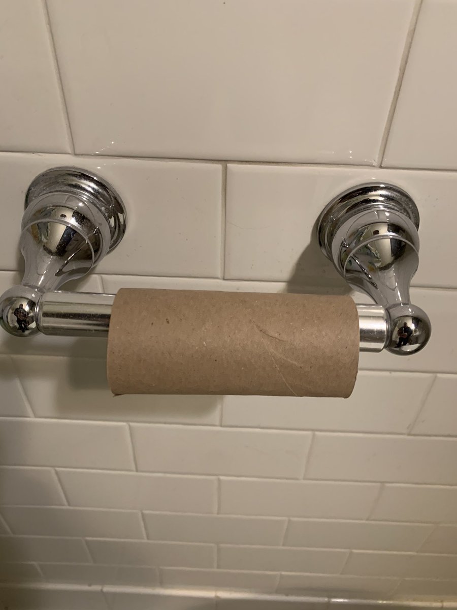 toiletpaperroll tweet media