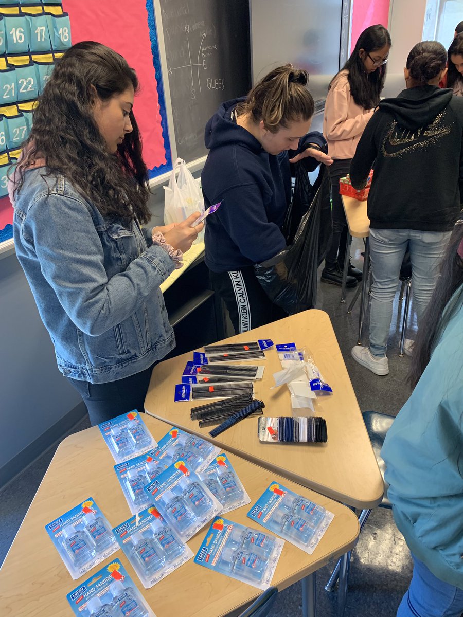 GaynorMcCownELS's tweet photo. Day of Service. Care packages made for moms in the NICU. So proud. Make a mark. Make a difference. @NYCSchoolsHSN12 @SIBOD31 @NYCOutwardBound https://t.co/NNyZkPUjkD