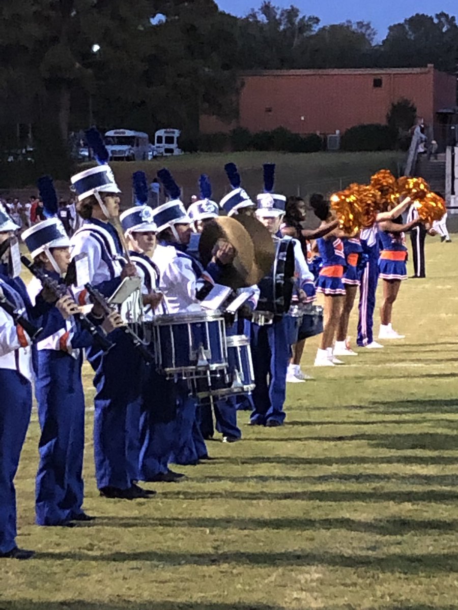 LHSmusicman's tweet photo. Itโs Game Time!!! #weneverrest https://t.co/WR7S40h85g