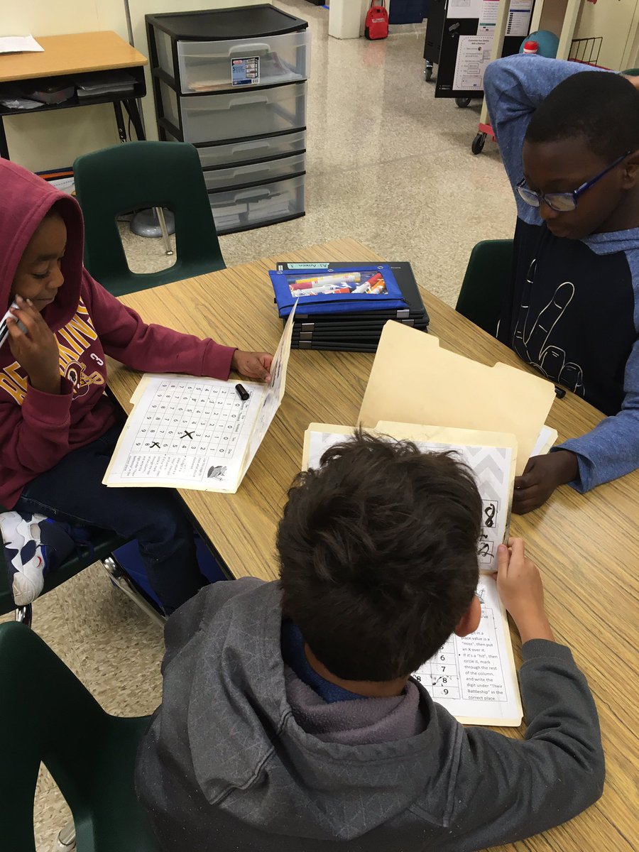 TeachSancheese's tweet photo. @ChatsworthSch 4th graders celebrated their completion of the first unit in math with a Friday Game Day #MathBattles #capableconnectedsecure #Chatsworthy #ChatsworthIt #EveryDayCounts https://t.co/hvsMaPsMpI