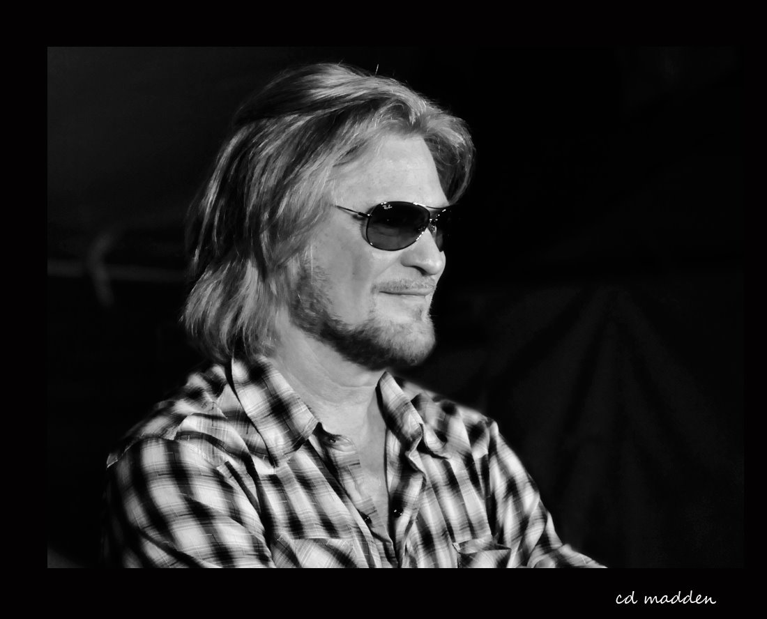 Happy Birthday to the blue-eyed soul man, Daryl Hall. 