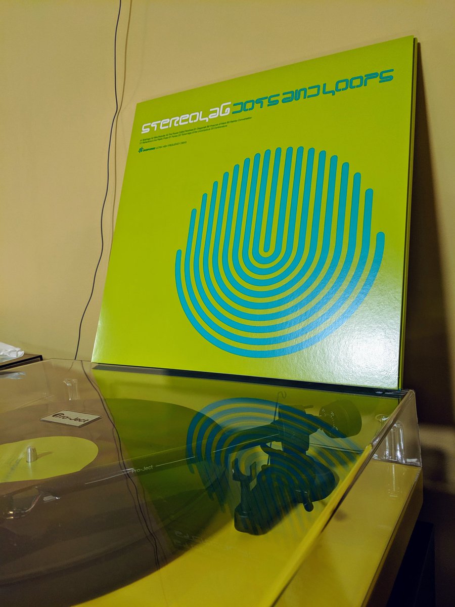 knuppel's tweet photo. Got to see @stereolabgroop in MKE last weekend and the wife bought me the remastered & expanded #dotsandloops LP. My god it sounds amazing. I'm hearing new instruments and sounds especially in the mid-range in every single song. It's like listening in 3D. @anandilila https://t.co/M4qktcJOSt