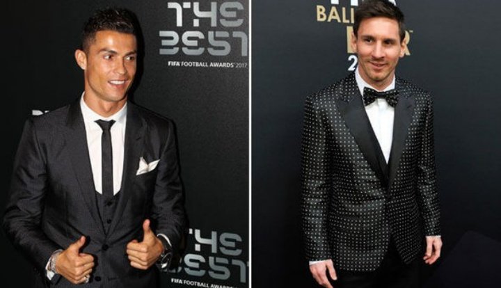 my_tball's tweet photo. 🔴QUIZ: Combien de fois ont Messi et CR7 gagné meilleur joueur de l'année FIFA The Best?

#AthleticBarca @konemoutcho1 #griezman #Neymar @elhadjbarry3 #Messi600 @lejalouxxxx #Neymar @le_brouteur #psg #PSGCHA @BenNabil15 #Barca
#Barcelona @FBenevane #CFC https://t.co/A1FA03rmTU