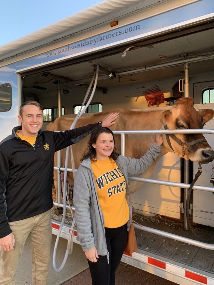 ShockerManiacs's tweet photo. It’s farmers appreciation day‼️ Thank you Southwest Dairy Farmers🐄🐄🐄 #watchus https://t.co/KJ9utPFAvo
