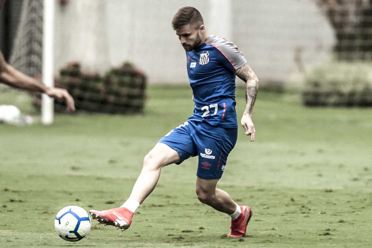 CartolaNaticoFC's tweet photo. 🗒️ | #ALeiDoEx
ATA: Sasha (Santos FC)
✓ Pelo Inter:
- 144 partidas, 30 gols, de 2014 a 2017.
Será que marca um golzinho contra o ex time??
Fala pra nós, @Leidoexbr!
#CartolaFC https://t.co/dWLJXZmjeX
