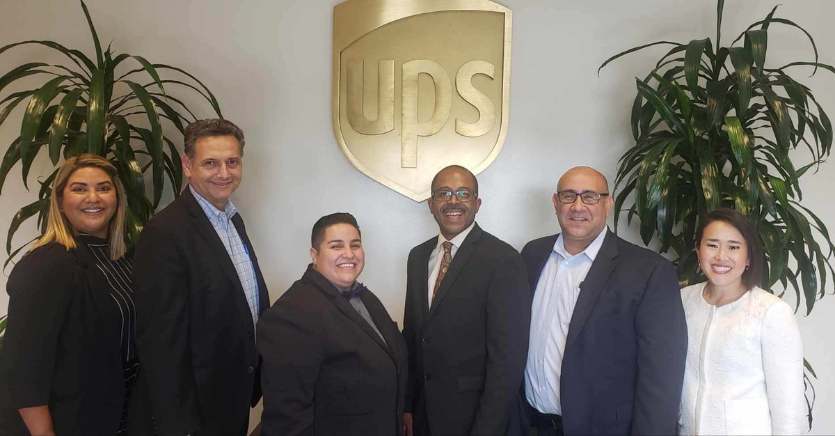 jrindafernshaw's tweet photo. Join me in congratulating Samantha on her promotion to On Road Supervisor in Cerritos!  Also, join me in congratulating Maurice on his promotion to Preload Supervisor in Compton!  #WeAreUPS 😎🙌@ExperienceUPS @SouthCalUPSers @RayRoche7 @DavidJosie131 @CarlSexton52 https://t.co/uhuWrI1MRz