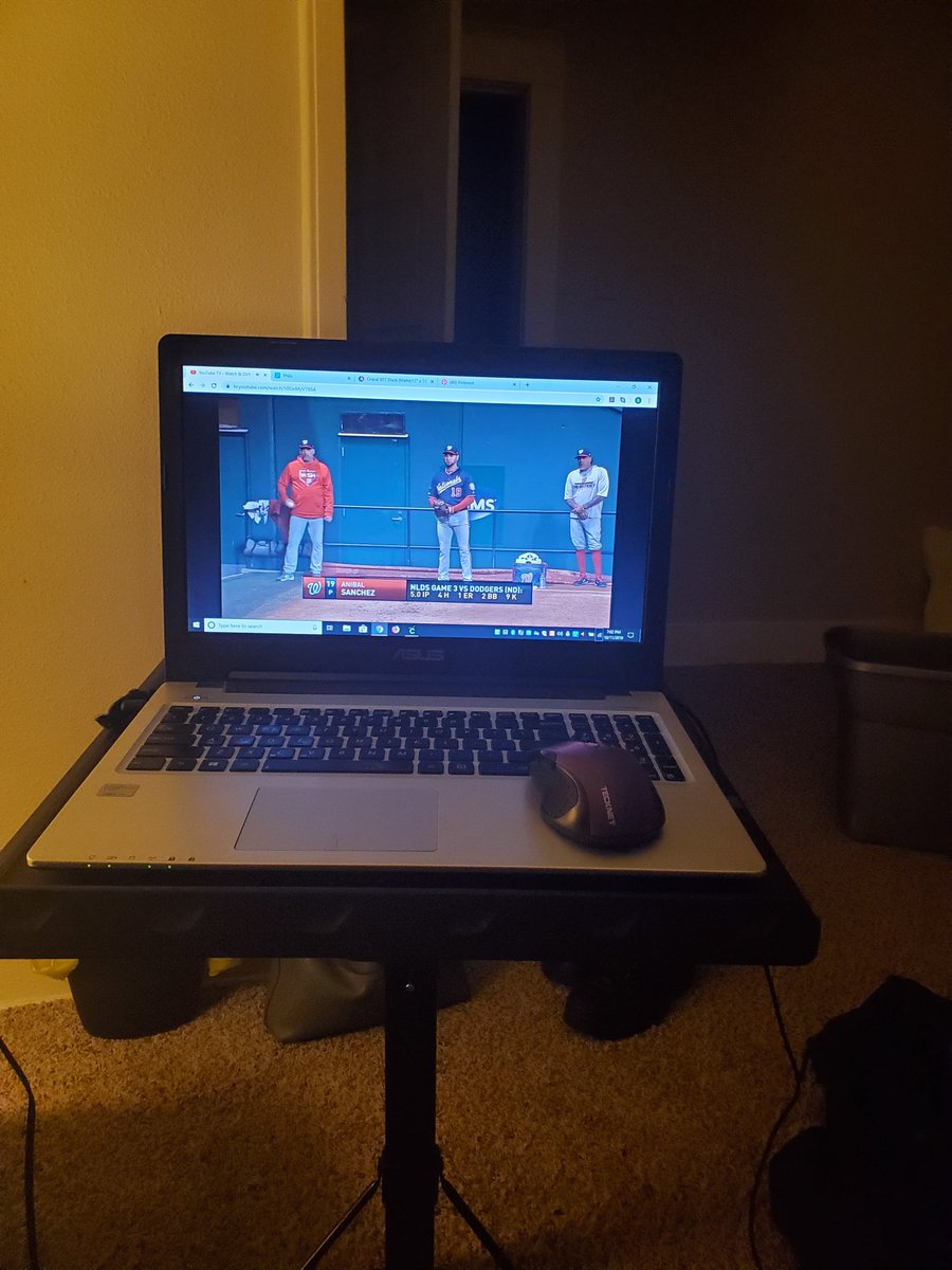 becala3's tweet image. Sitting at work and hoping my pager doesn&apos;t go off. 

#TimetoFly #STLCards 
#emsproblems