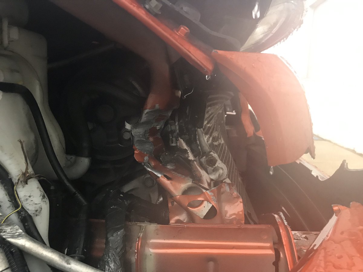 Grateful I came out unscathed after my wreck on the interstate today🙏🏾