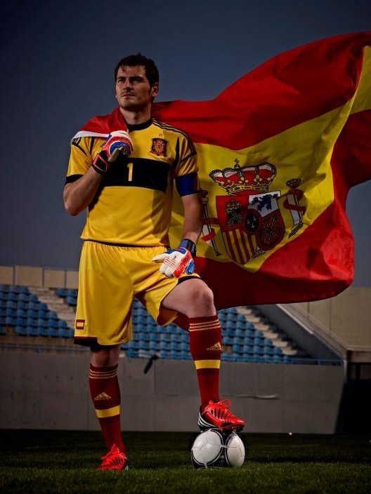 Iker Casillas tweet media